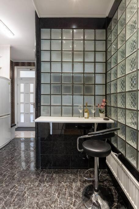 Stylish Central Budapest Apartment Eksteriør billede