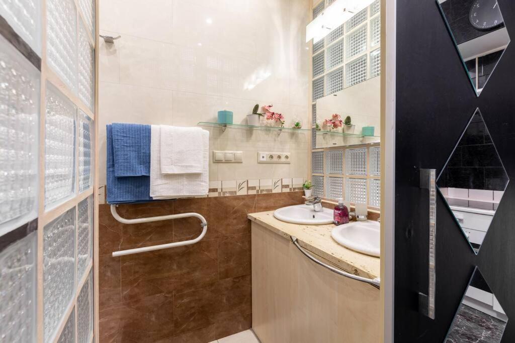 Stylish Central Budapest Apartment Eksteriør billede